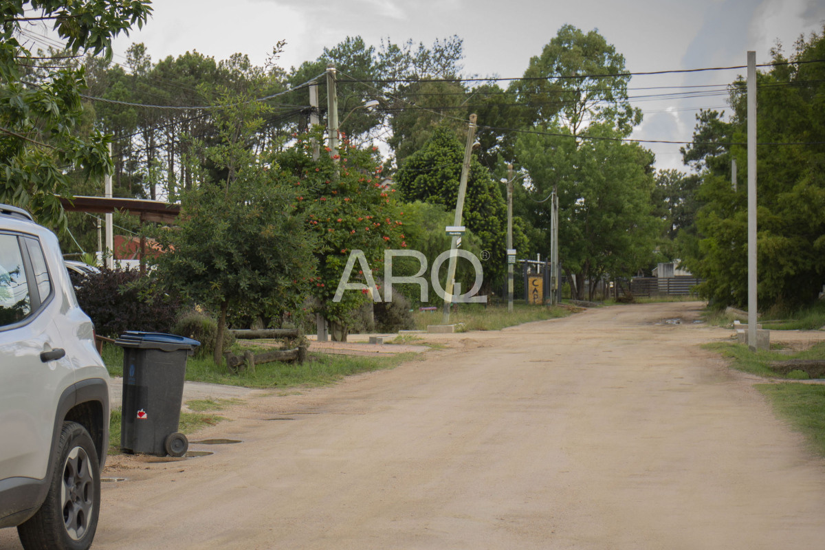 Casa ID.414 - 4 Dormitorios 3 Baños, El pinar Viva el Sueño: La Casa Ideal para su Familia en un Entorno Seguro y Acogedor