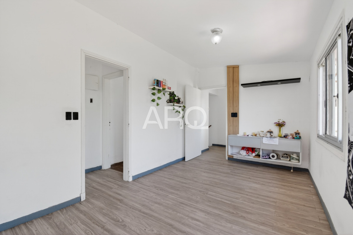 Casa ID.537 - PH en Cerro 2 dormitorios con vista al mar, azotea transitable 