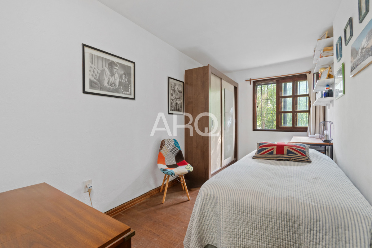Casa ID.305 - Venta Pinar Sur 4 dorm con piscina