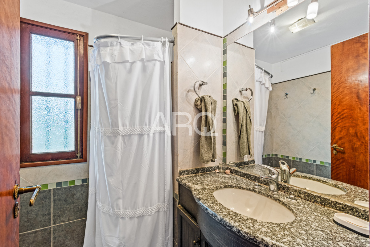 Casa ID.443 - Hermosa residencia a pasos de la Rambla