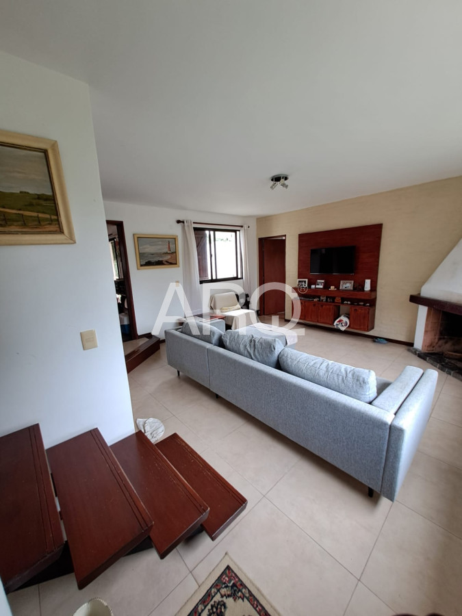 Casa ID.438 - Pinar Sur 4 dormitorios 4 baños