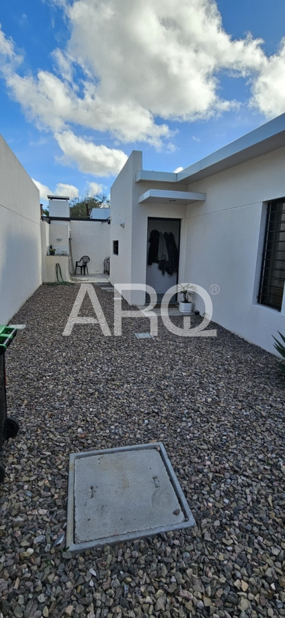 Casa ID.324 - HERMOSO PH EN MEDANOS DE SOLYMAR, 2 DORM, 2BAÑOS COMPLETOS,1 EN SUITE