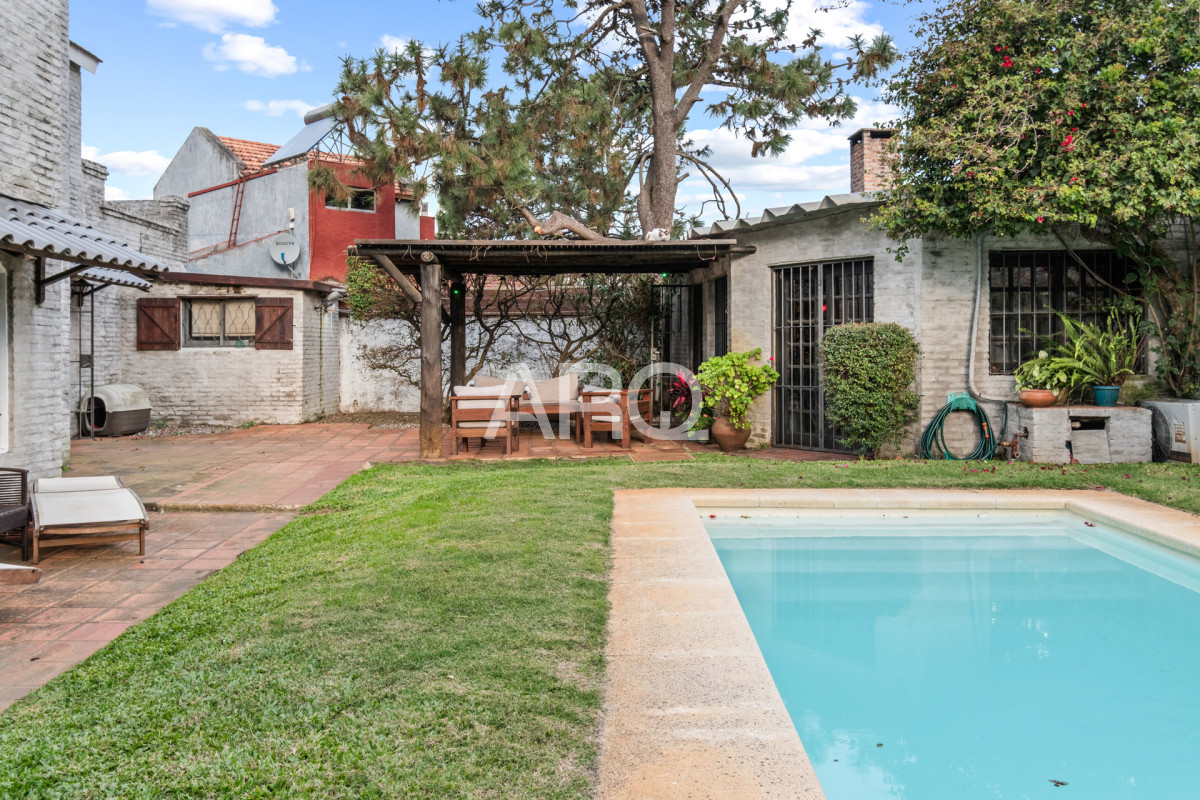Casa ID.443 - Hermosa residencia a pasos de la Rambla