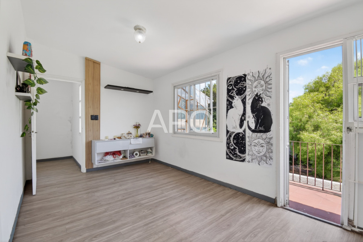 Casa ID.537 - PH en Cerro 2 dormitorios con vista al mar, azotea transitable 