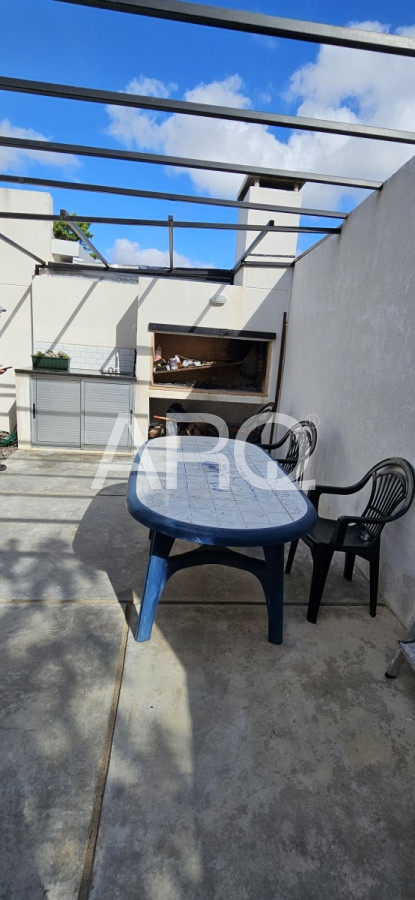 Casa ID.324 - HERMOSO PH EN MEDANOS DE SOLYMAR, 2 DORM, 2BAÑOS COMPLETOS,1 EN SUITE