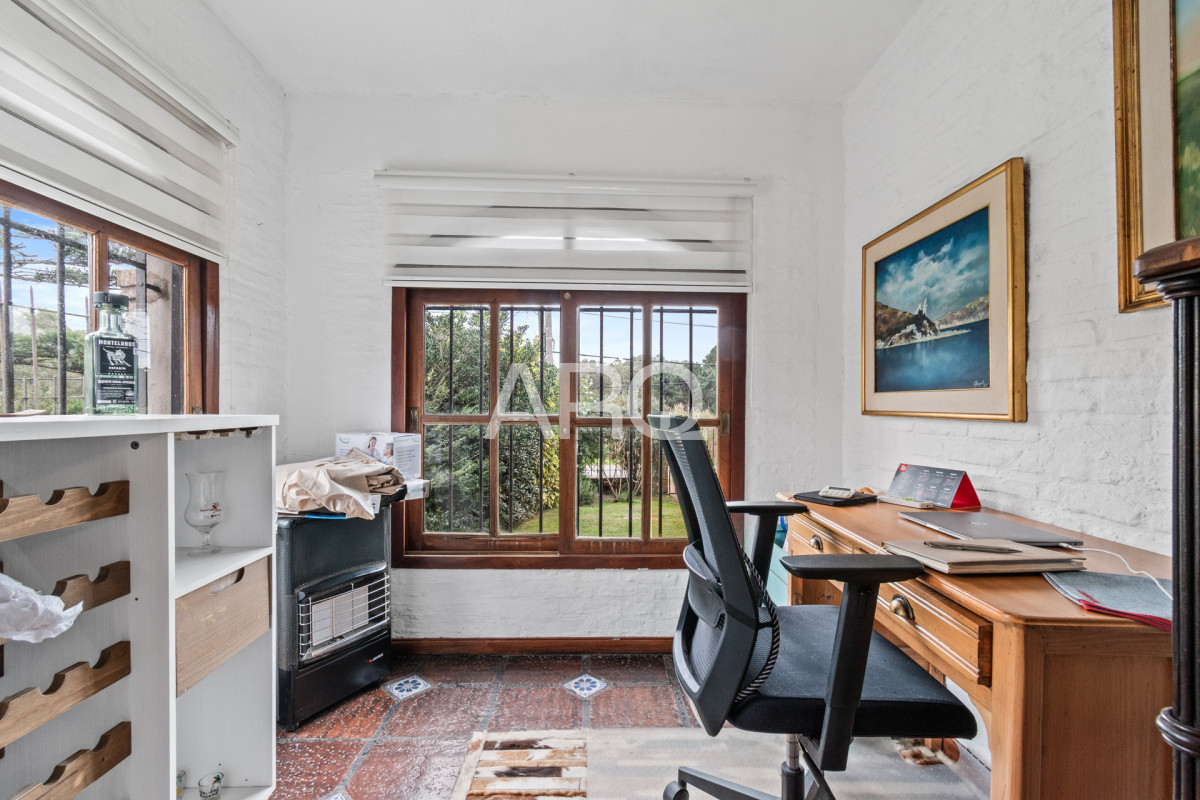 Casa ID.443 - Hermosa residencia a pasos de la Rambla