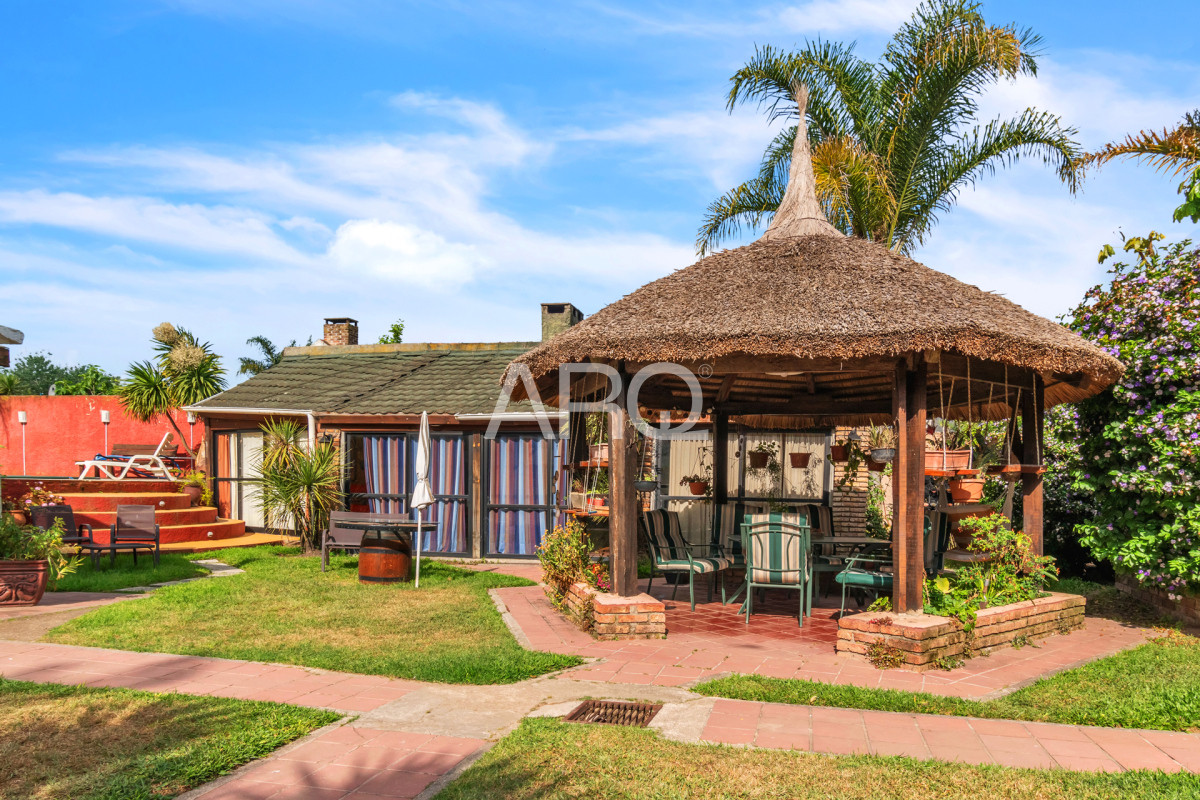 Casa ID.398 - Pinar Sur zona comercial 2 dormitorios y servicio