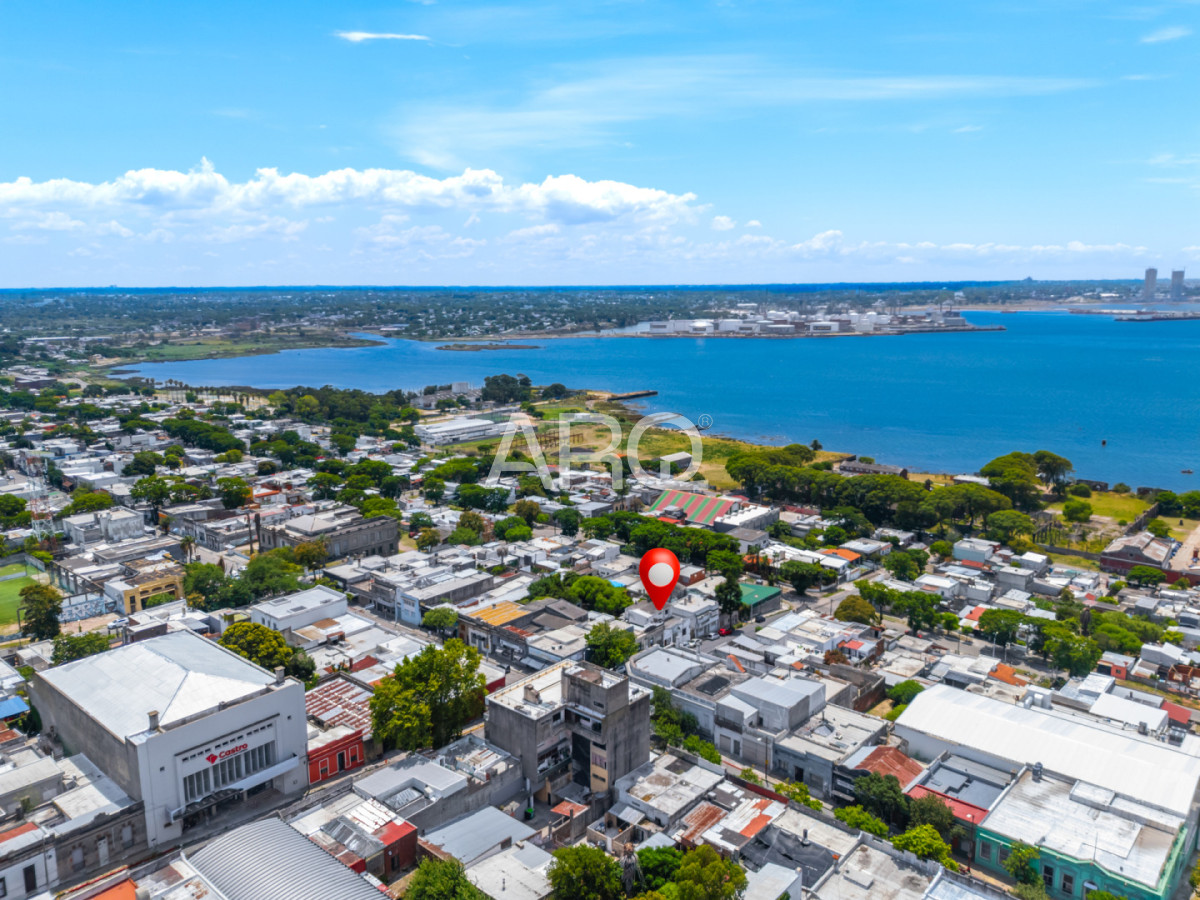 Casa ID.537 - PH en Cerro 2 dormitorios con vista al mar, azotea transitable 