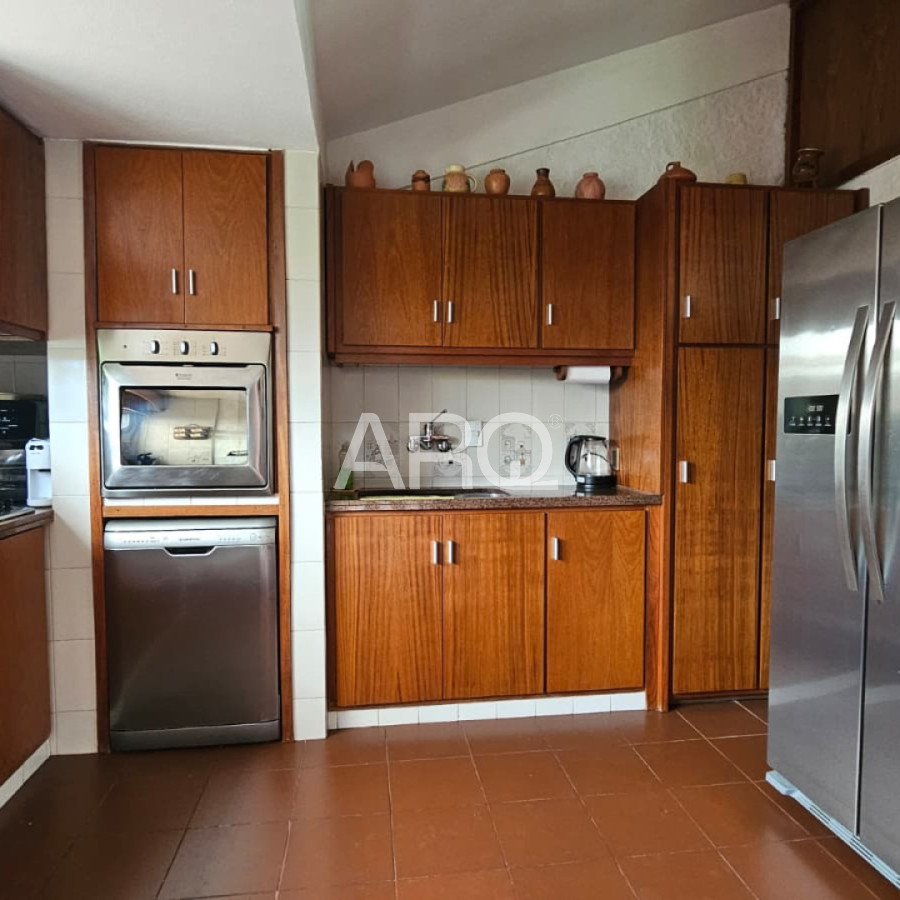 Casa ID.573 - 3 dormitorios y 2 baños en Shangrilá