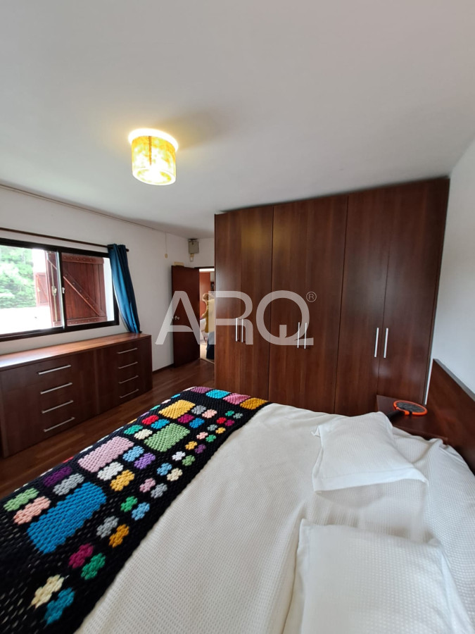 Casa ID.438 - Pinar Sur 4 dormitorios 4 baños