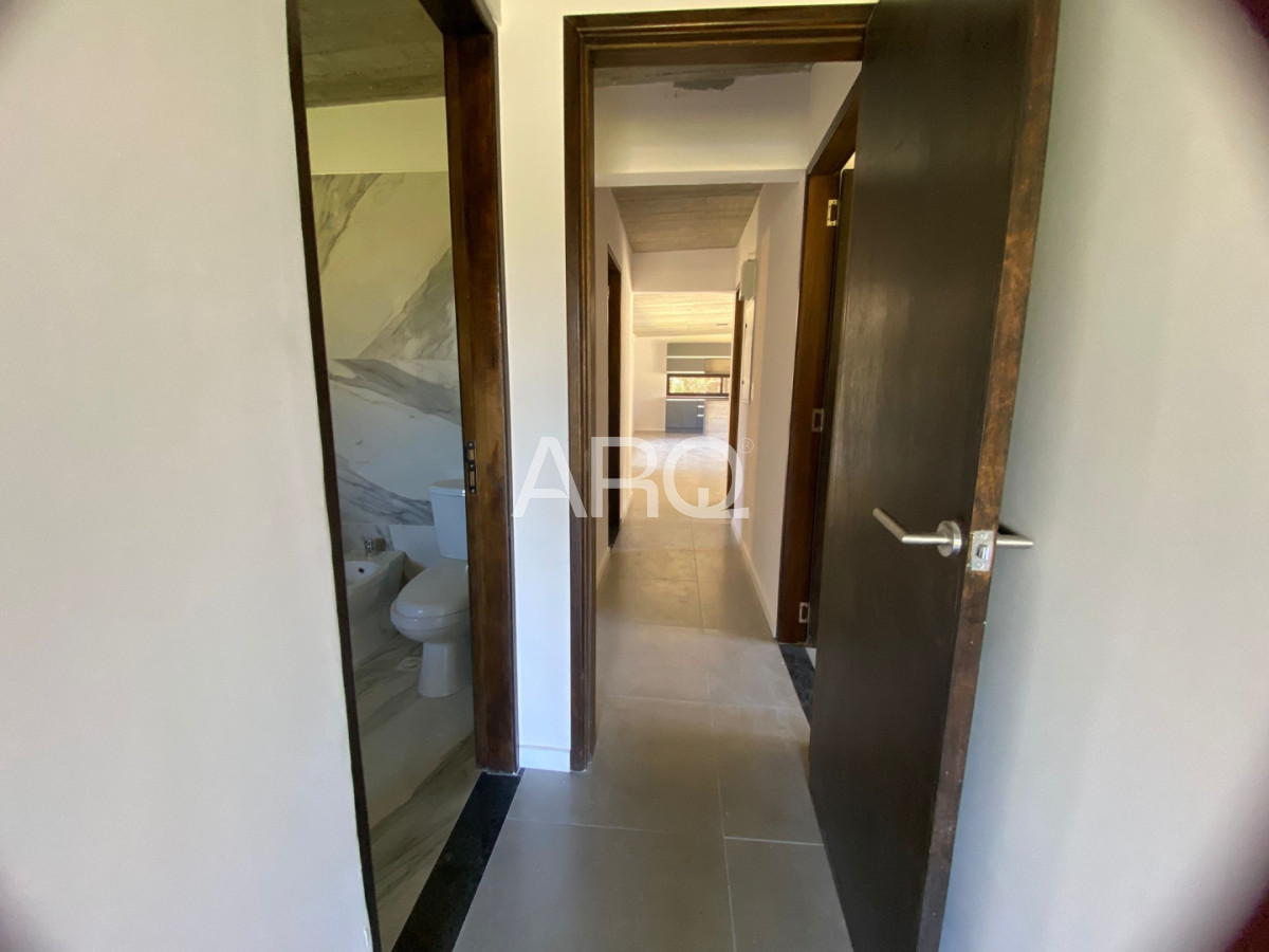 Casa ID.652 - Venta Casa 3 Dormitorios En Punta Colorada