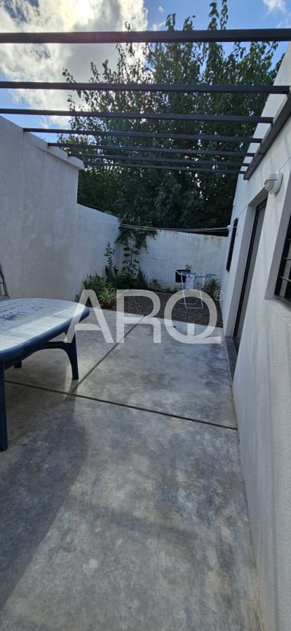 Casa ID.324 - HERMOSO PH EN MEDANOS DE SOLYMAR, 2 DORM, 2BAÑOS COMPLETOS,1 EN SUITE