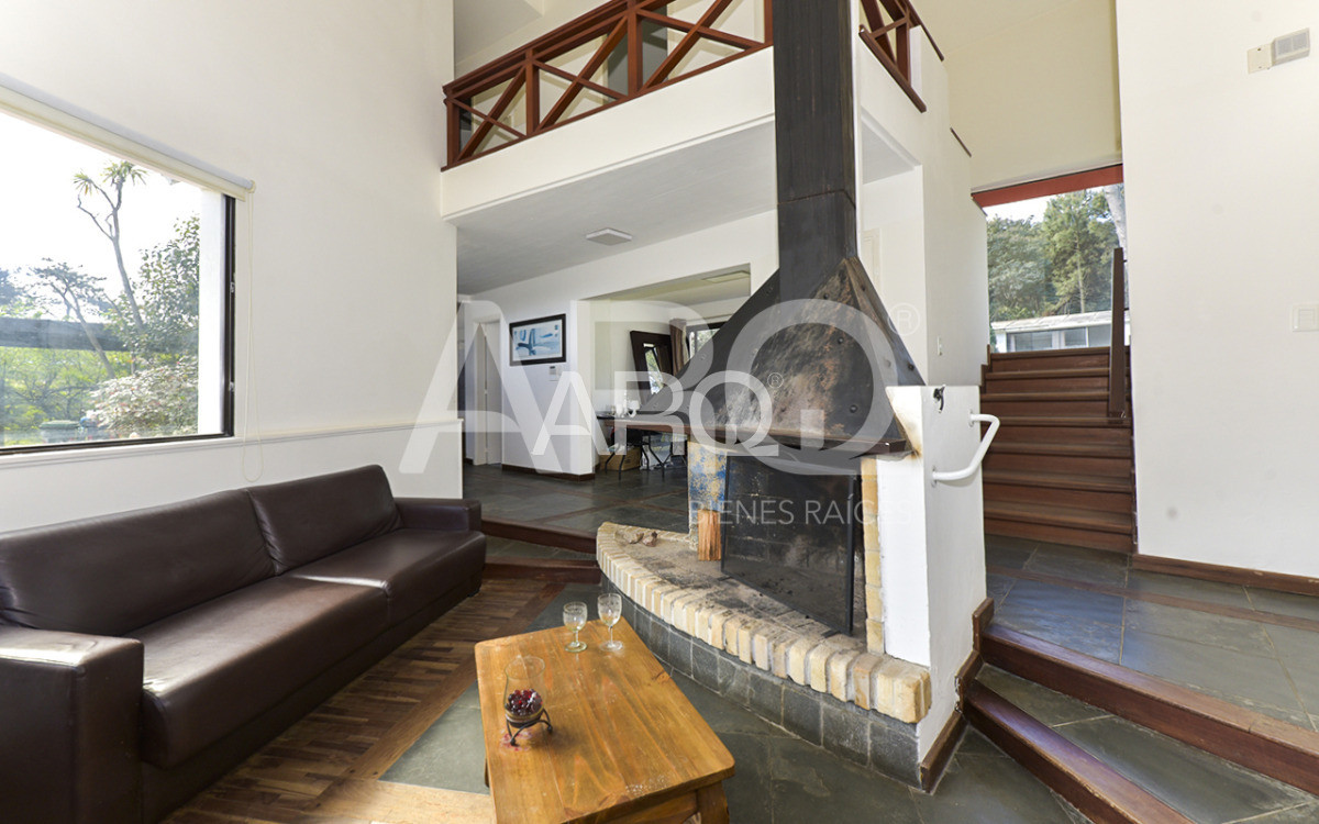 Casa ID.713 - Casa Pinar sur 4 dormitorios , calefacción, piscina