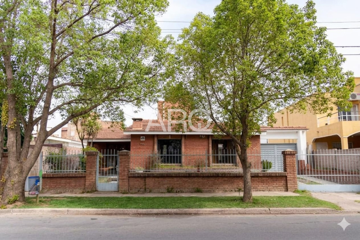 Casa ID.615 - Casa amplia en Santa Rita, Villa Carlos Paz, Argentina