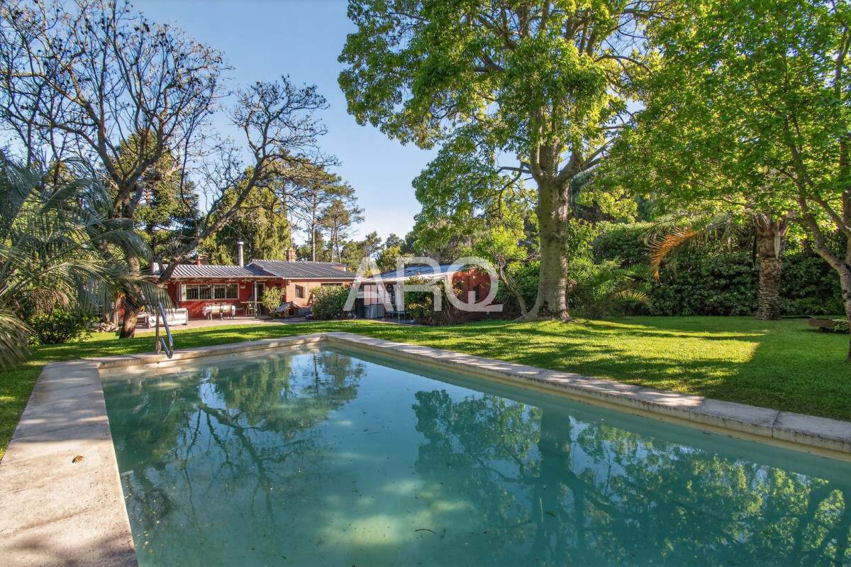 Casa ID.487 - Pinar sur, 3 dormitorios 4 baños, piscina