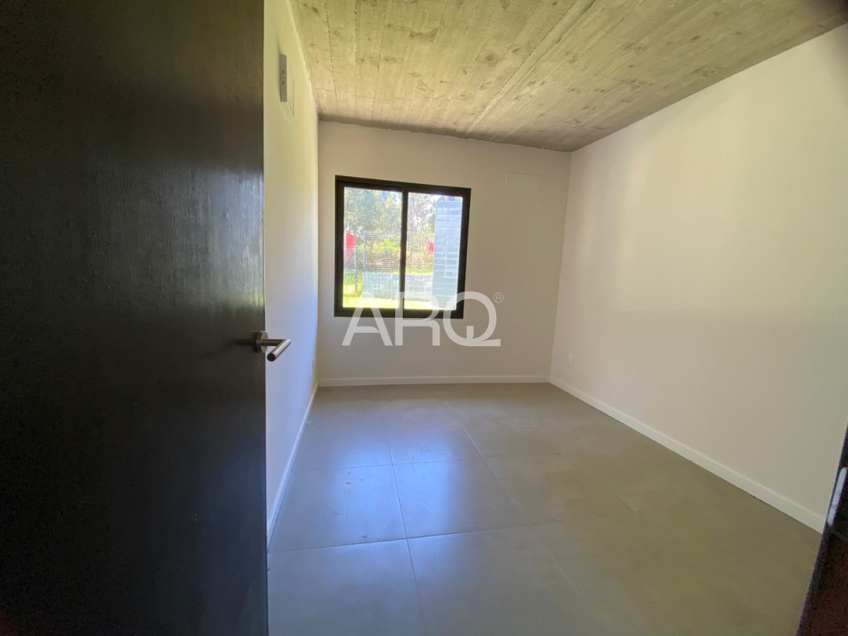 Casa ID.652 - Venta Casa 3 Dormitorios En Punta Colorada