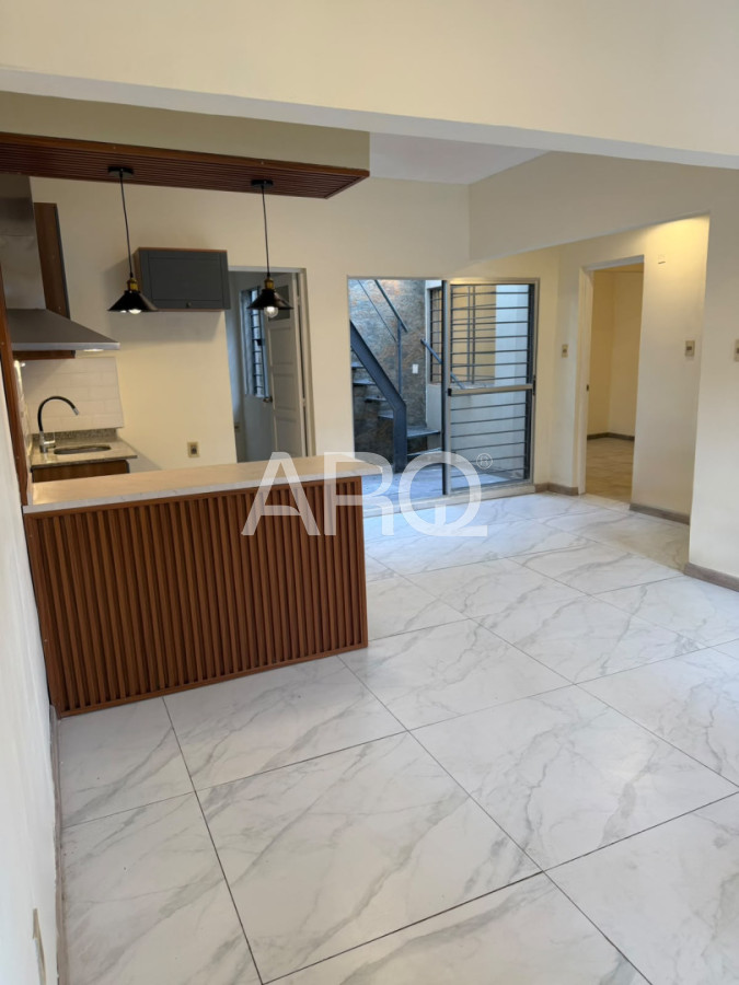 Casa ID.705 - HERMOSO PADRÓN ÚNICO TOTALMENTE RECICLADO, A ESTRENAR!!!