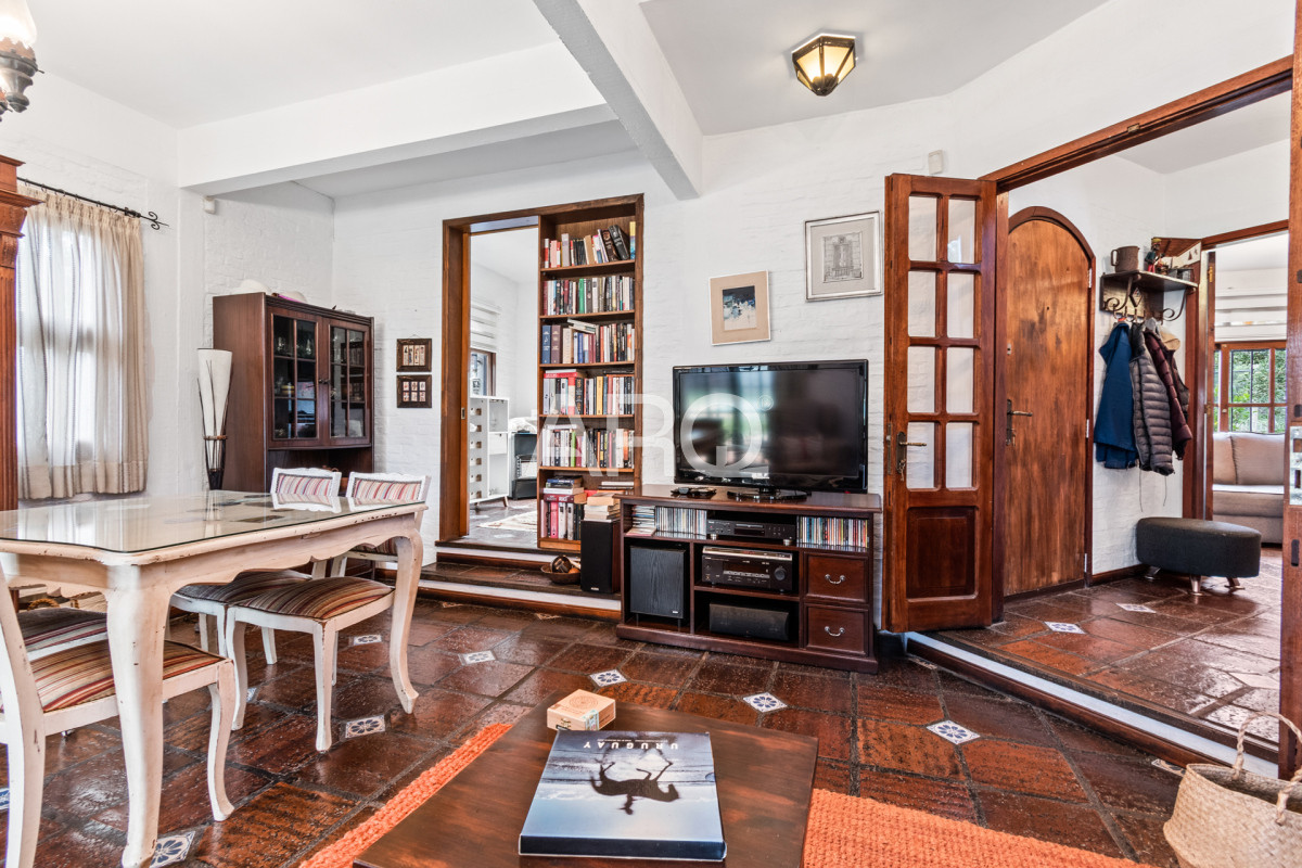 Casa ID.443 - Hermosa residencia a pasos de la Rambla