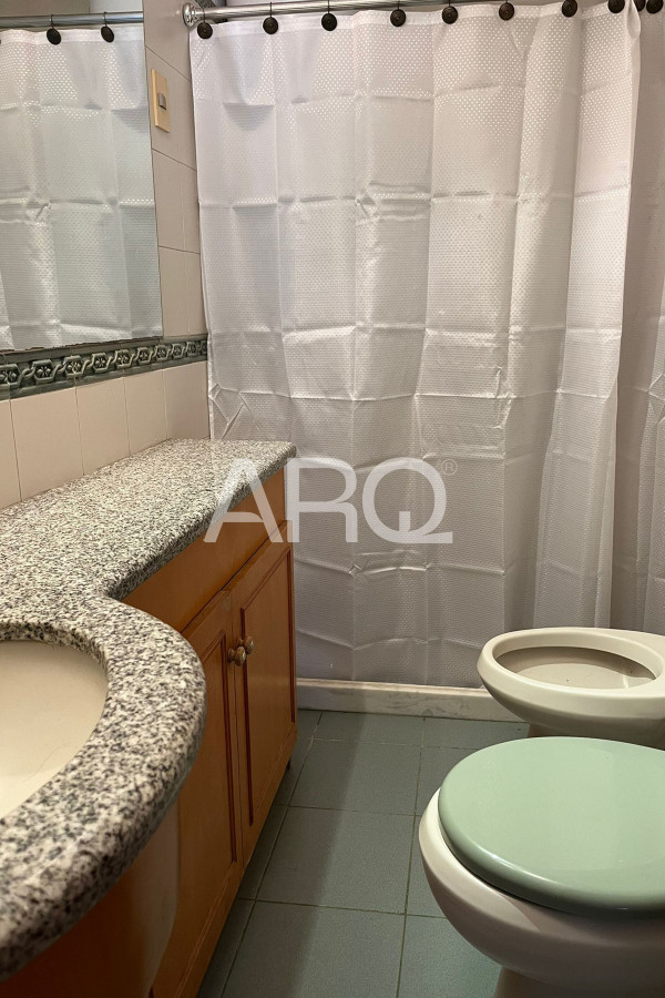 Casa ID.414 - 4 Dormitorios 3 Baños, El pinar Viva el Sueño: La Casa Ideal para su Familia en un Entorno Seguro y Acogedor