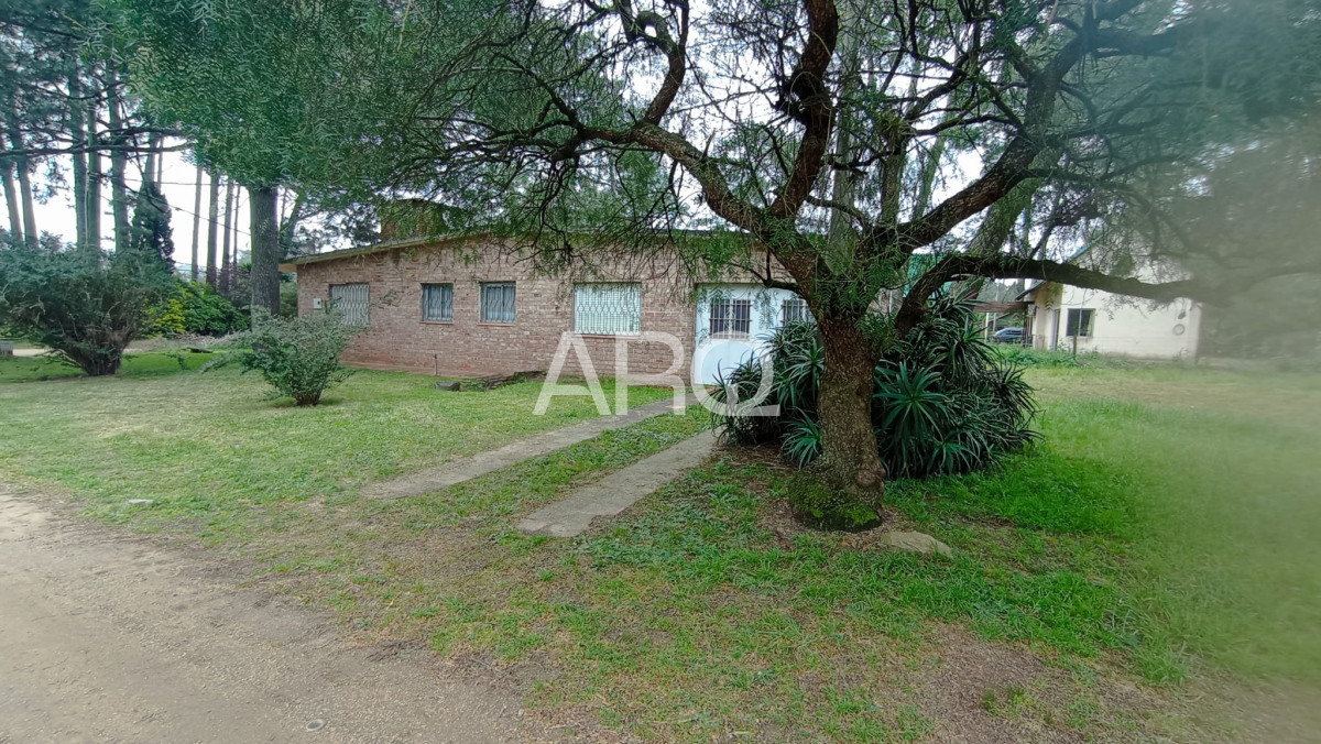 Casa ID.409 - Casa Tradicional en Piriápolis: Amplia, Cálida y Bien Ubicada
