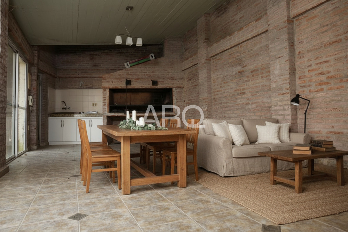 Casa ID.591 - Casa Pinar Sur 4 dormitorios, piscina
