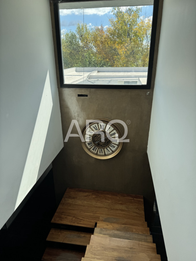 Casa ID.617 - Casa de 5 dormitorios y 5 baños en Chacras de la Villa, Villa Allende. Argentina