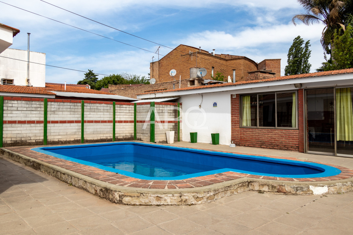 Casa ID.615 - Casa amplia en Santa Rita, Villa Carlos Paz, Argentina