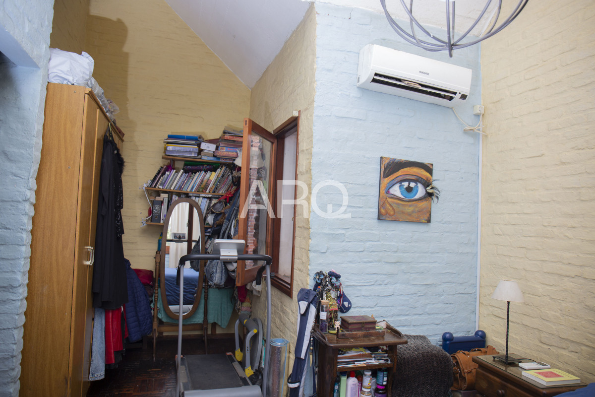 Casa ID.414 - 4 Dormitorios 3 Baños, El pinar Viva el Sueño: La Casa Ideal para su Familia en un Entorno Seguro y Acogedor