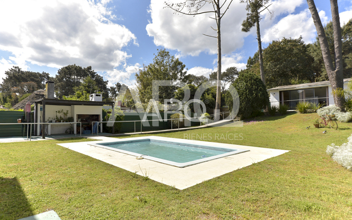 Casa ID.485 - Casa Pinar sur 3 dormitorios, servicio y piscina
