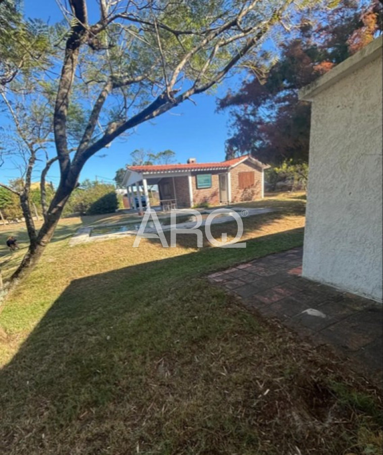 Casa ID.572 - Alquiler de 3 dormitorios a pasos del mar con piscina y amplio terreno en Fortín de Santa Rosa