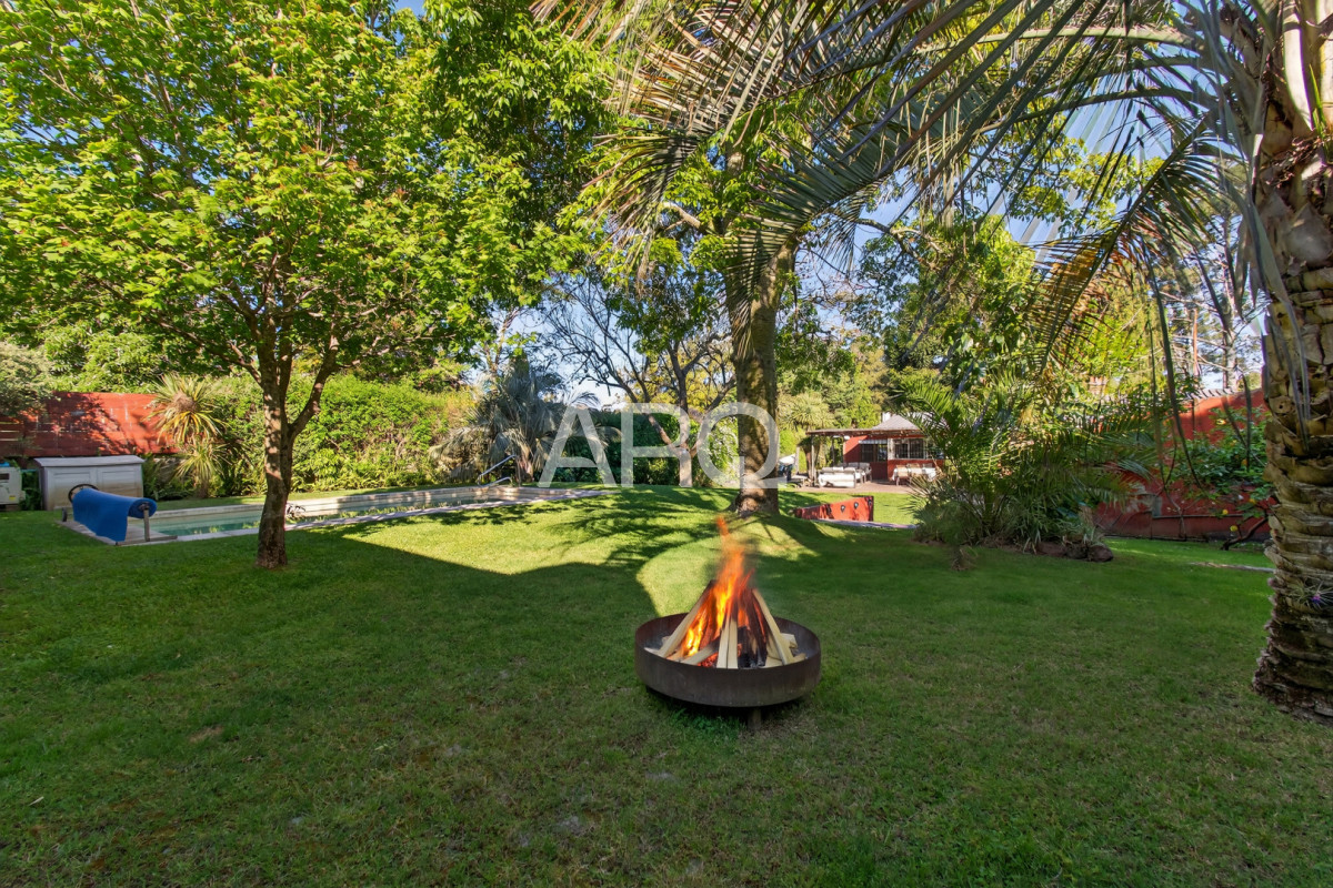 Casa ID.487 - Pinar sur, 3 dormitorios 4 baños, piscina