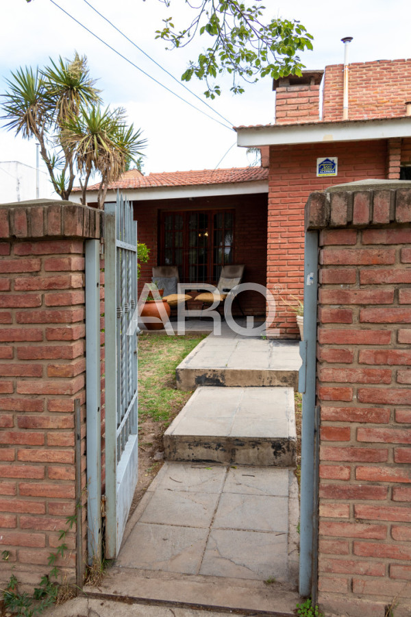Casa ID.615 - Casa amplia en Santa Rita, Villa Carlos Paz, Argentina