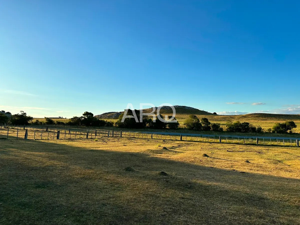 Chacra ID.663 - Se vende excepcional chacra en Villa Edén.