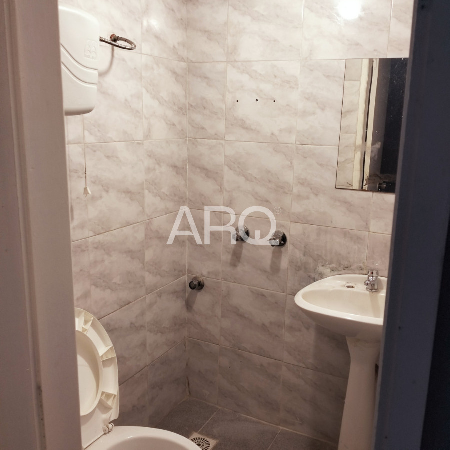 Local Comercial ID.659 - Alquiler de Amplio Local en Pocitos Nuevo