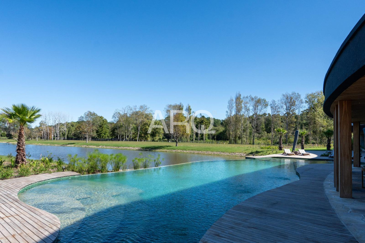 Terreno ID.668 - AURA Punta del Este: Tu refugio exclusivo entre el bosque, las lagunas y el Golf.