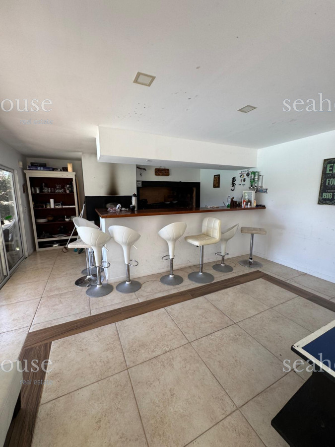 Casa Ref.1136 - Espectacular casa en venta Barrio Cordoba , Punta del Este, cerca de colegios, zona comercial y a 5 minutos de la playa