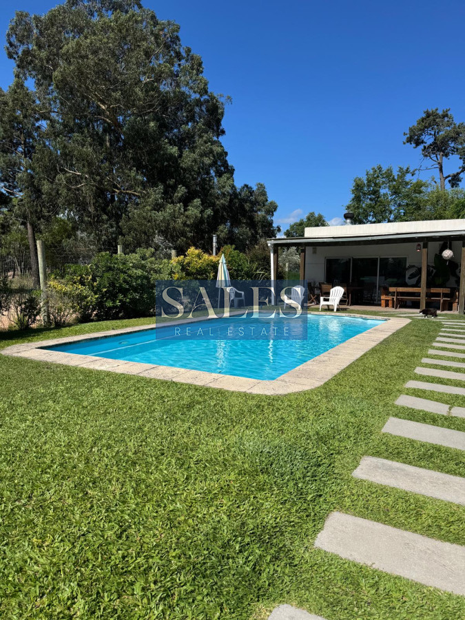 Casa ID.1107 - Espectacular casa en venta Barrio Cordoba , Punta del Este, cerca de colegios, zona comercial y a 5 minutos de la playa