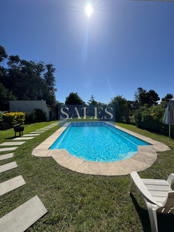 Casa ID.1107 - Espectacular casa en venta Barrio Cordoba , Punta del Este, cerca de colegios, zona comercial y a 5 minutos de la playa
