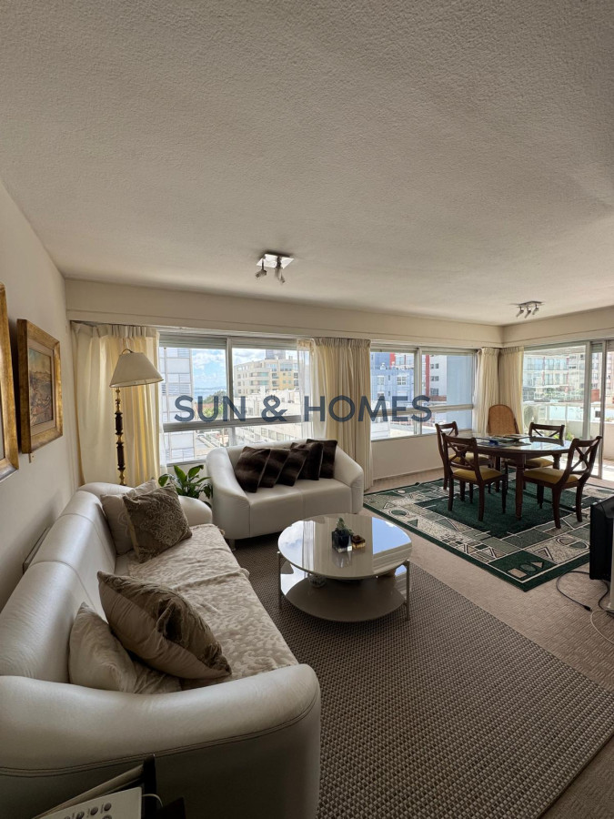 Apartamento ID.421 - Espectacular apartamento en Torre Van Gogh en venta Puerto Punta del Este