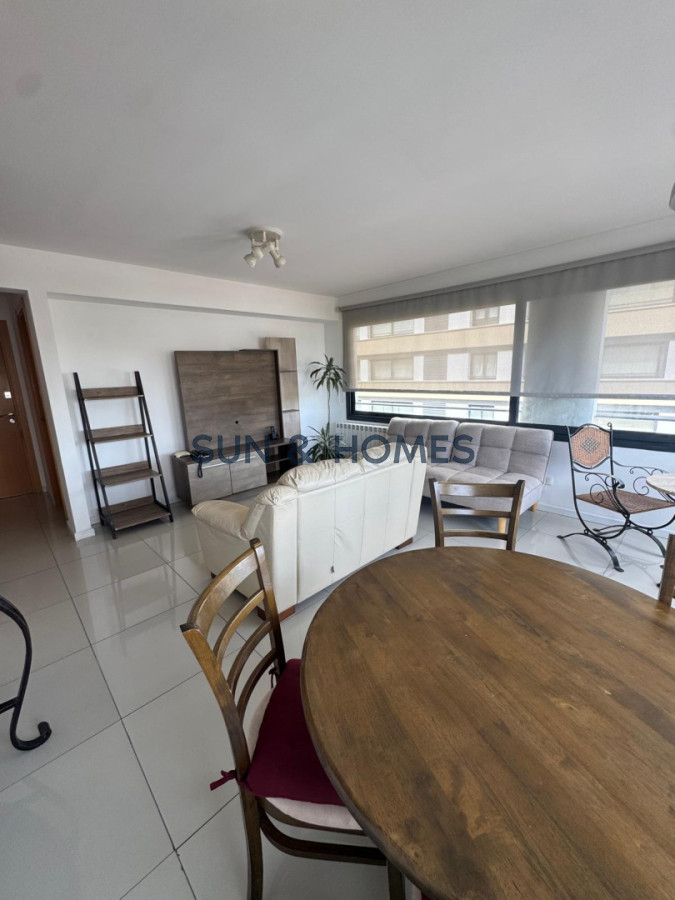 Apartamento ID.542 - Divino y cuidado apartamento en alquiler anual a dos cuadras de Aevenida Roosevelt