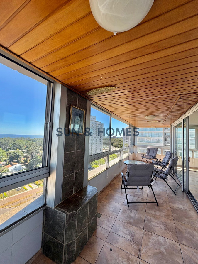 Apartamento ID.528 - Divino Penthouse en venta sobre Roosevelt de 2 dormitorios