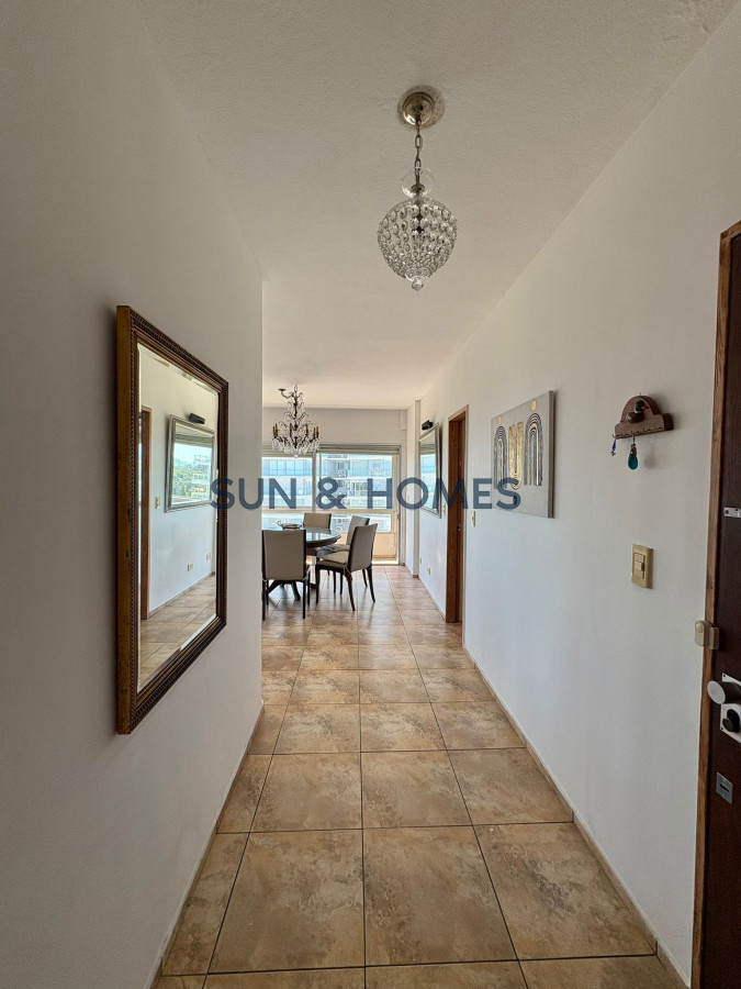 Apartamento ID.528 - Divino Penthouse en venta sobre Roosevelt de 2 dormitorios