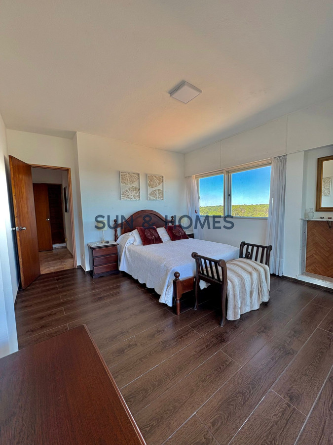 Apartamento ID.528 - Divino Penthouse en venta sobre Roosevelt de 2 dormitorios