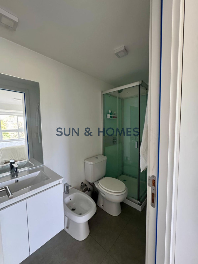 Apartamento ID.544 - Oportunidad de inversion ideal para vivir o para renta en Punta del Este 