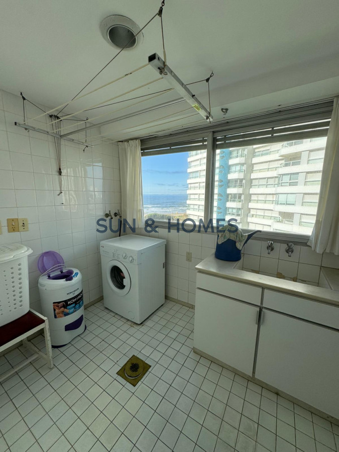 Apartamento ID.260 - Espectacular y exclusivo apartamento en venta con la mejor vista al mar y al amanecer en Punta del Este 