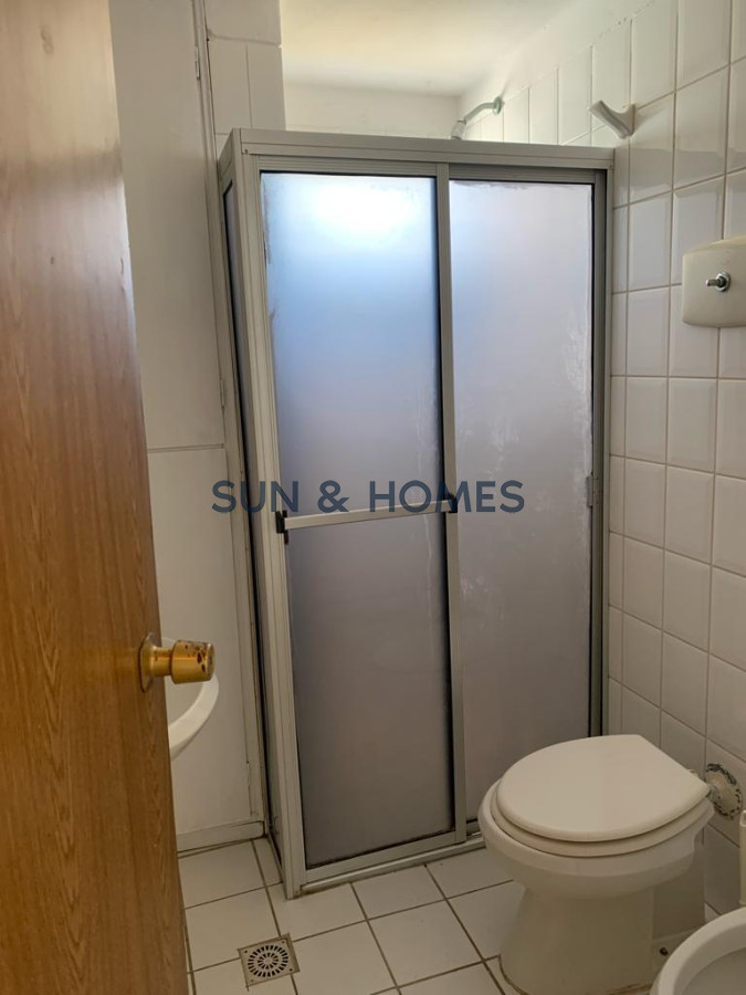 Apartamento ID.220 - Oportunidad apartamento en Punta del Este para aprovechar !!  Ideal para renta, como inversión o para vivir todo el año 2 dormitorios 2 baños