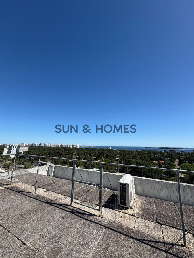 Apartamento ID.528 - Divino Penthouse en venta sobre Roosevelt de 2 dormitorios