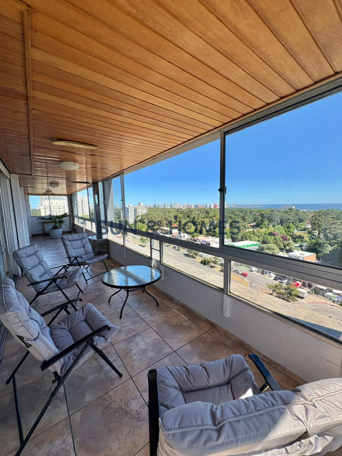 Apartamento ID.528 - Divino Penthouse en venta sobre Roosevelt de 2 dormitorios