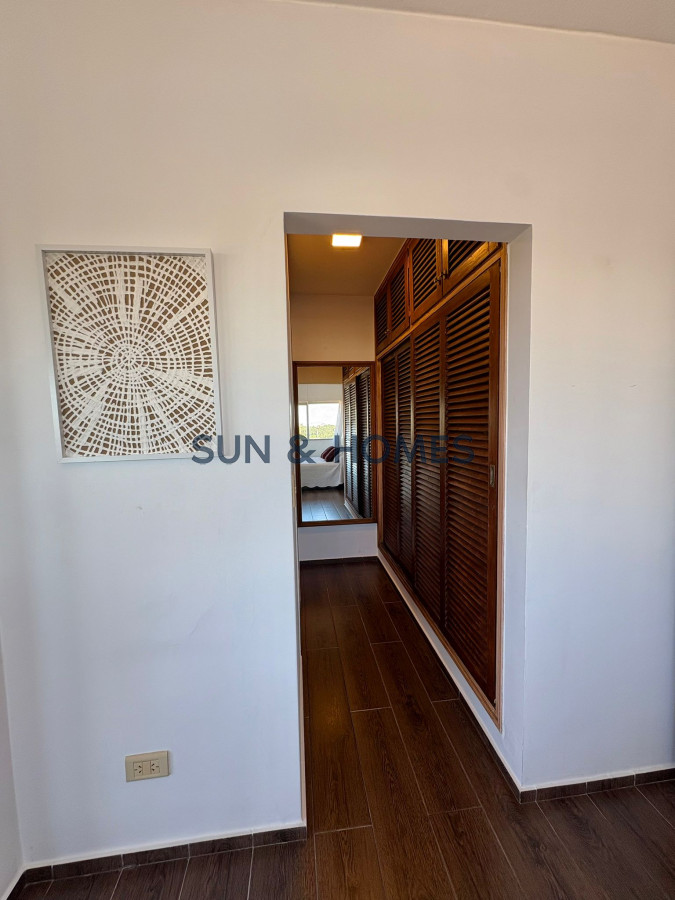 Apartamento ID.528 - Divino Penthouse en venta sobre Roosevelt de 2 dormitorios