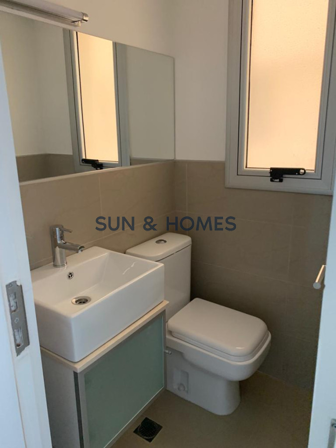 Apartamento ID.205 - Oportunidad apartamento en venta primera lines de 3 dormitorios y 4 baños nuevo frente a playa Brava en Punta del Este 